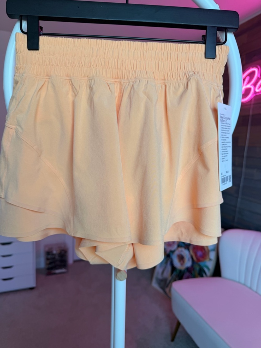 NWT Lululemon Shake It Out High-Rise Running Short 2.5" |Size XS - Picture 4 of 8